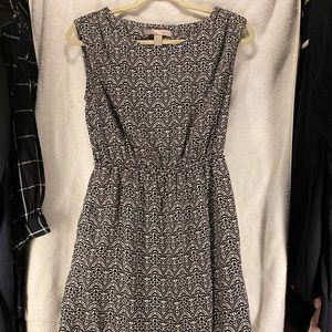 Forever 21 knee length dress